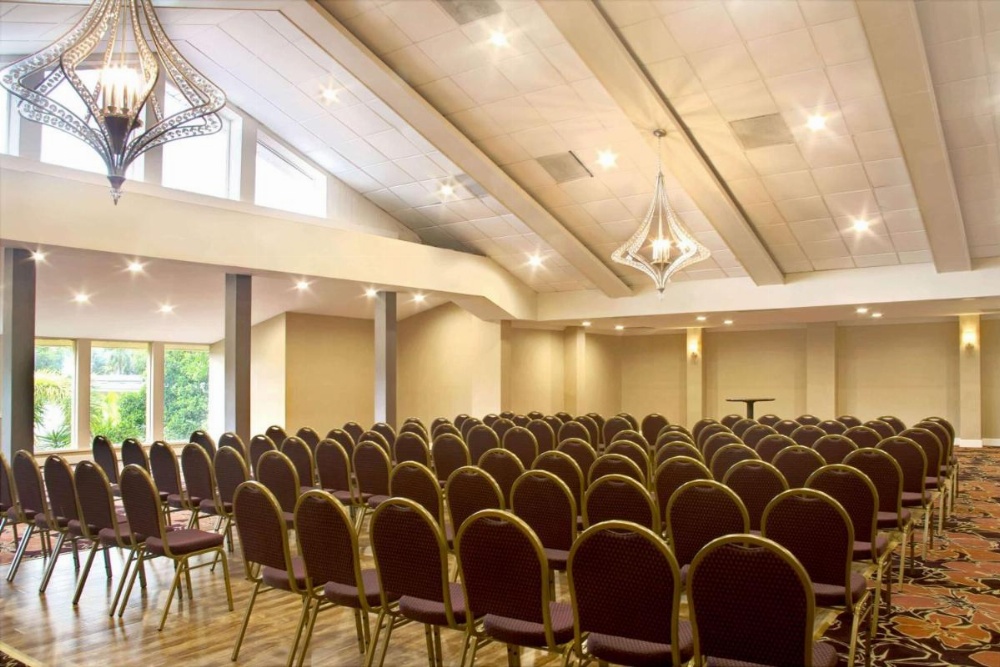 Ramada by Wyndham Fort Lauderdale Airport/Cruise Port